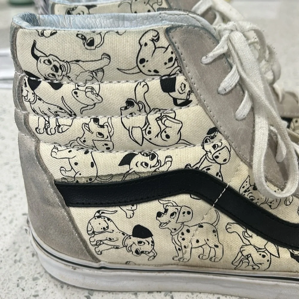 Vans x Disney 101 Dalmatians RARE Sk8-Hi High Top Lace Up Sneakers - Size 10